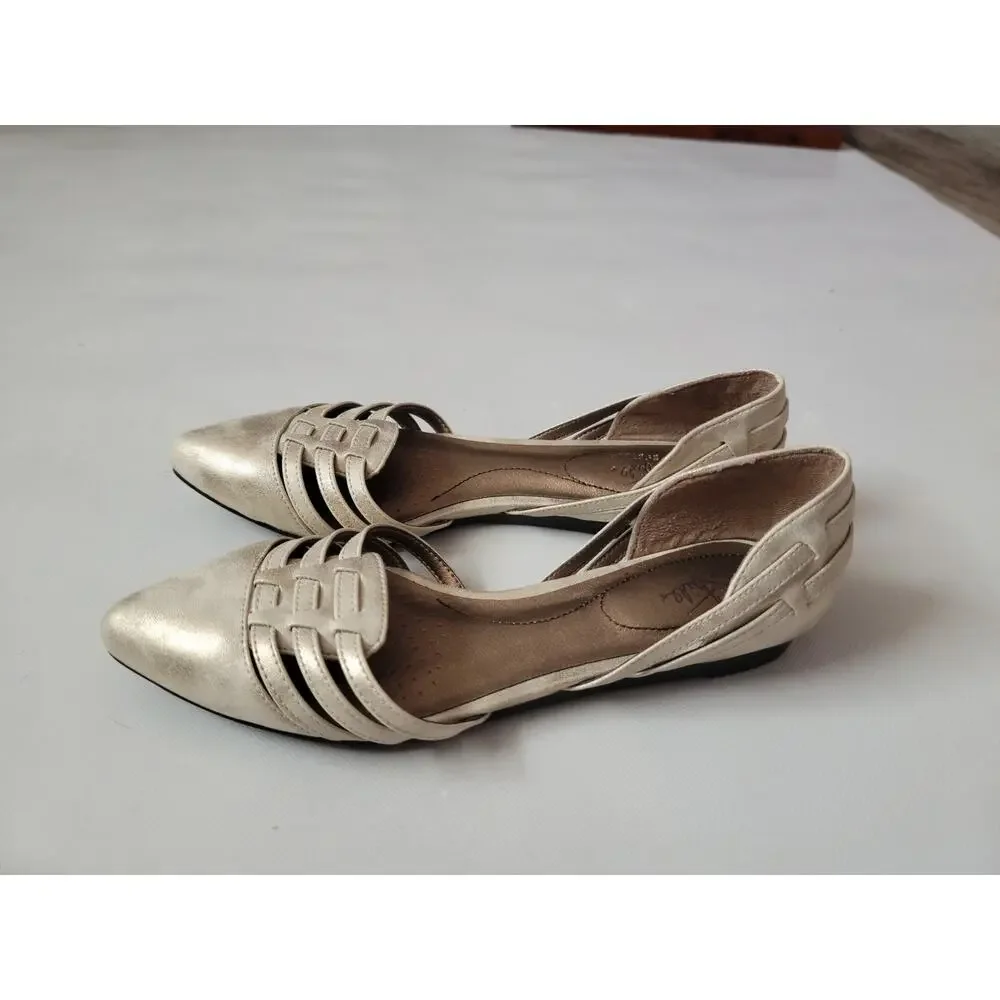 Life‎ Stride women's pointed toe gold flats cut puts size 7.5